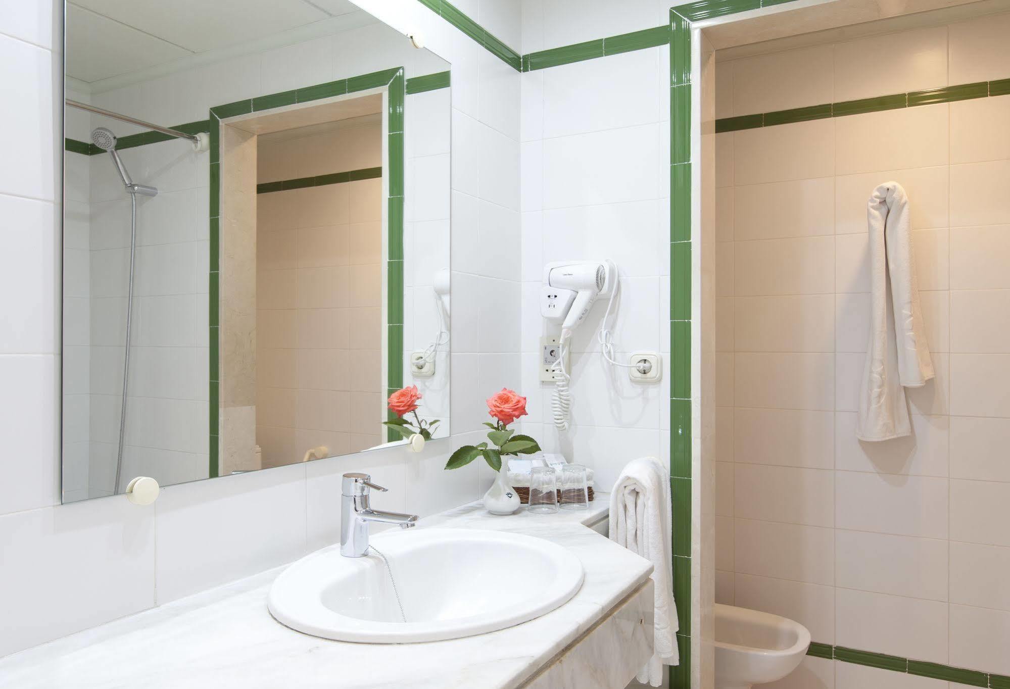 Son Bou Apartments Экстерьер фото